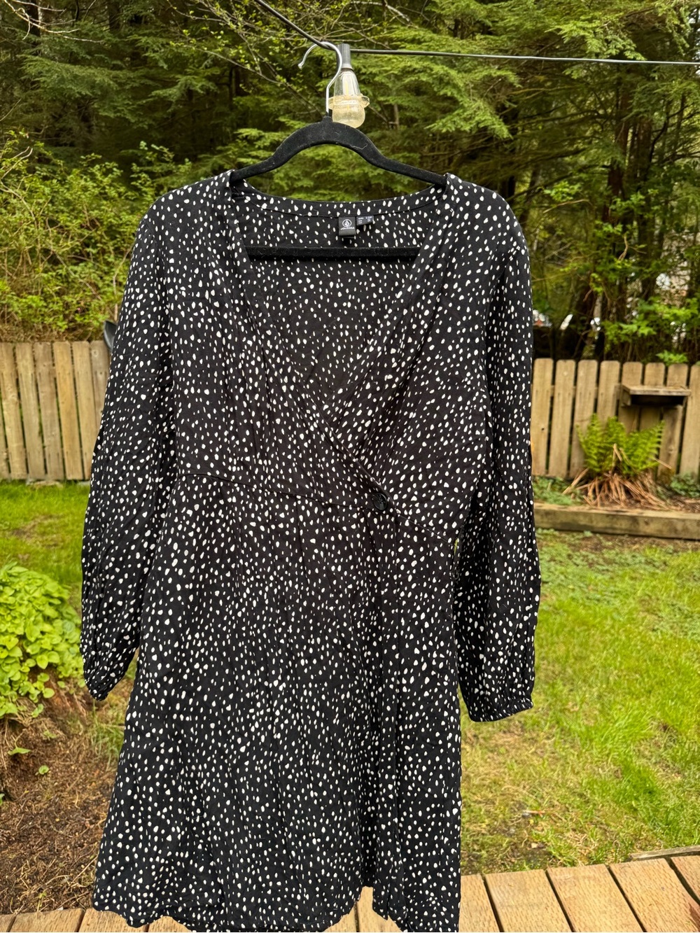 Volcom Black and White Long-Sleeve Printed Wrap Dress